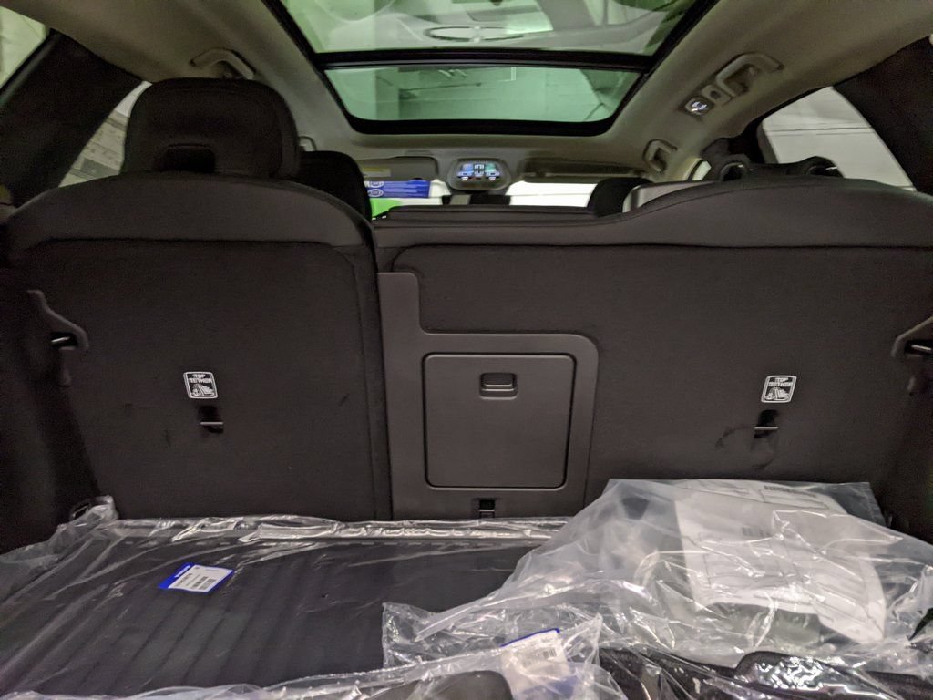 New 2026 Volvo XC60 B5 Plus w/ Protection Package Premier AWD/4WD image 27