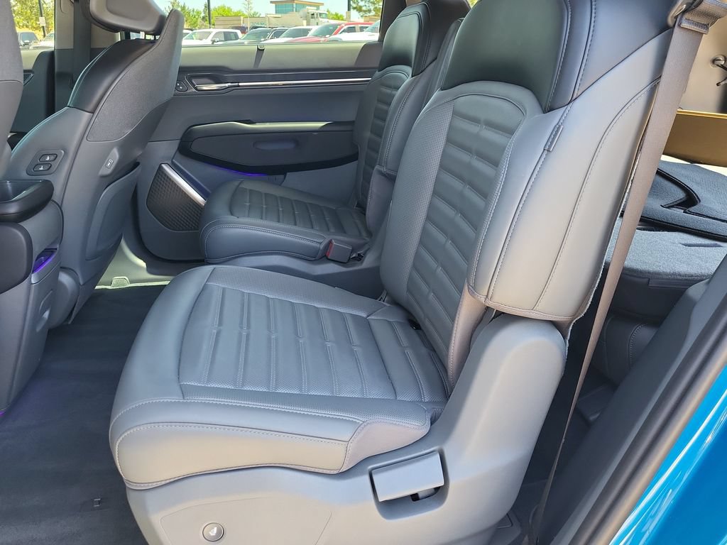 Used 2024 Kia EV9 Land AWD/4WD image 15