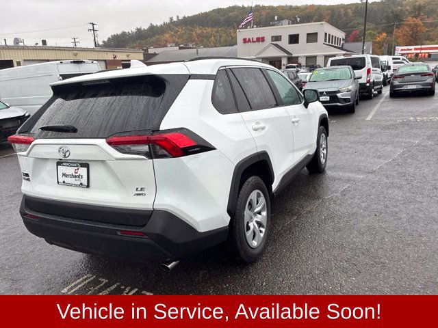 Used 2021 Toyota RAV4 LE AWD/4WD image 7