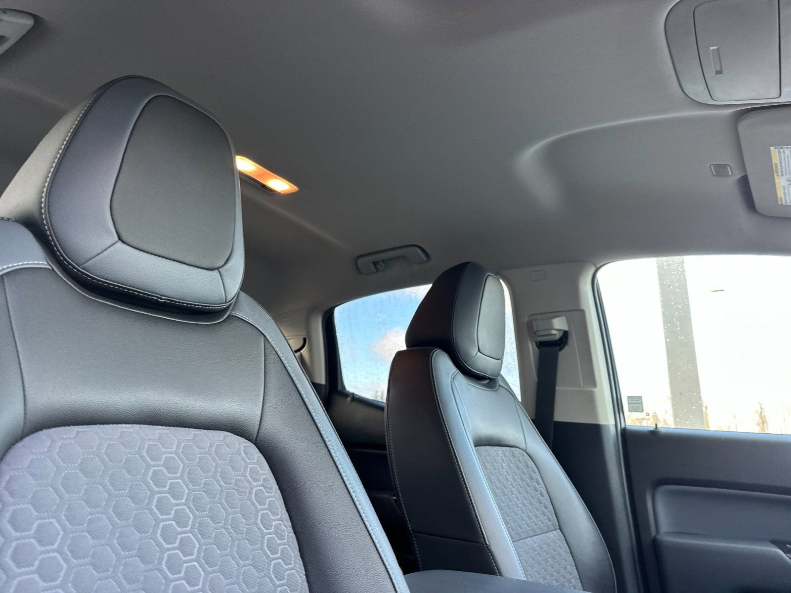 Used 2017 Chevrolet Colorado Z71 image 15