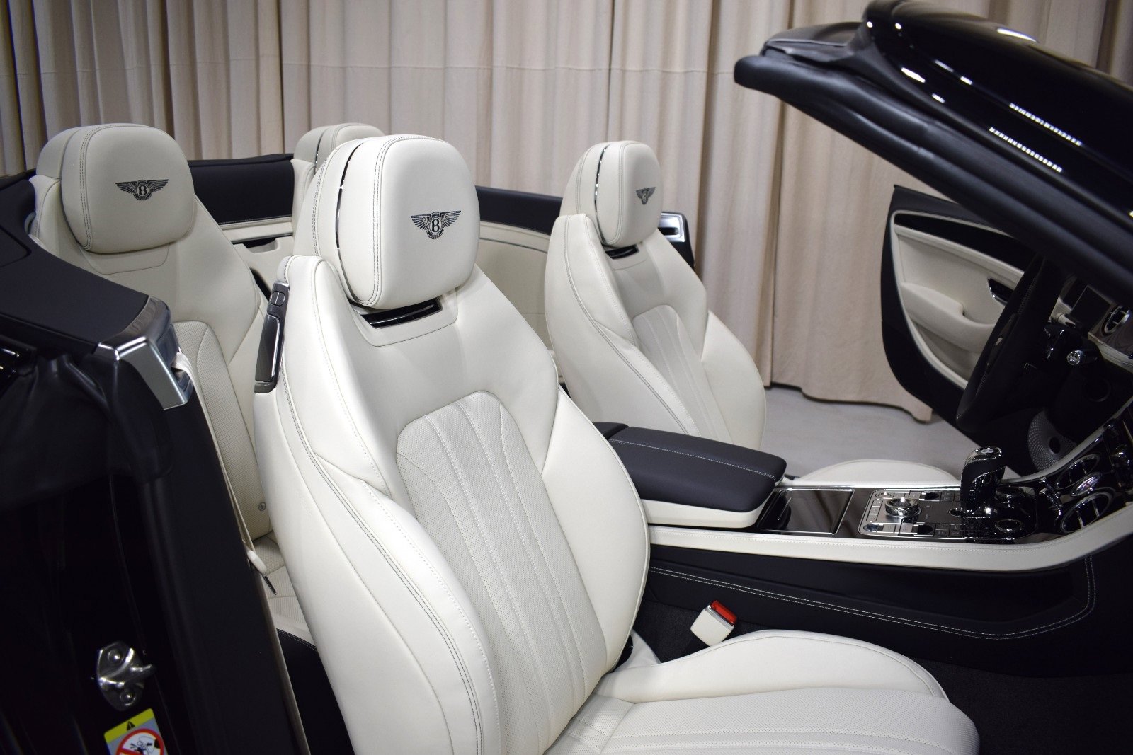 New 2025 Bentley Continental GTC image 23