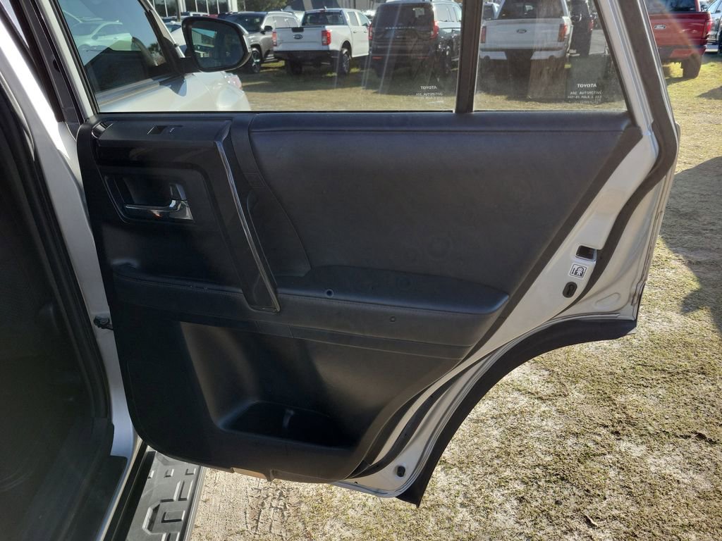 Used 2021 Toyota 4Runner TRD Off-Road image 34