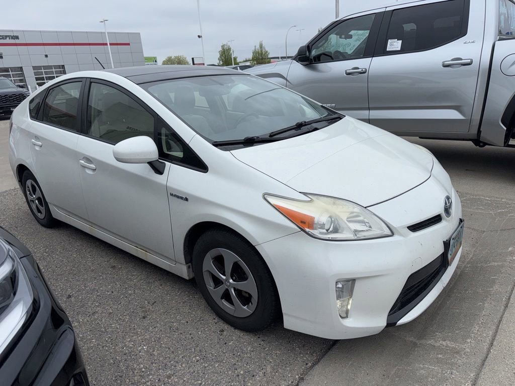 Used 2012 Toyota Prius Four w/ Deluxe Solar Roof Pkg FWD video 2