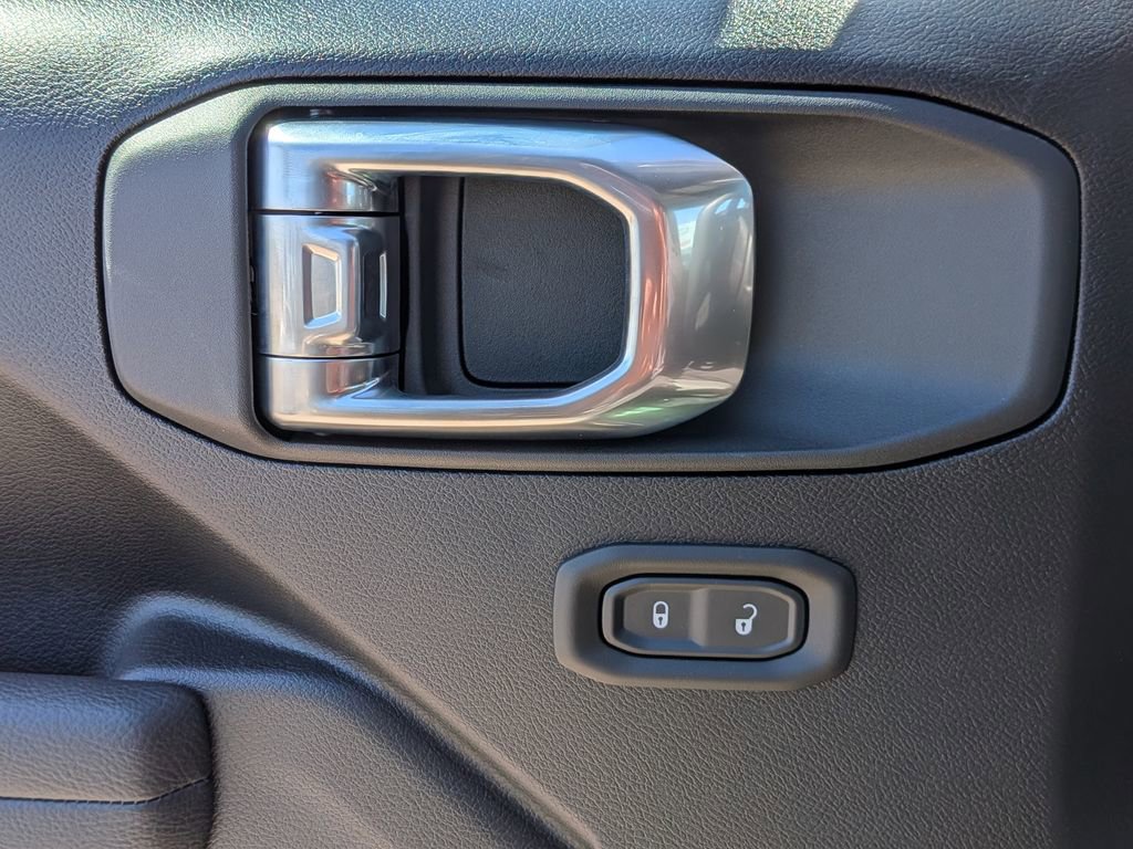 New 2026 Jeep Gladiator Sport AWD/4WD image 21