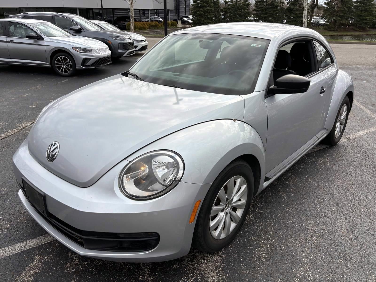 Used 2014 Volkswagen Beetle 2.5
