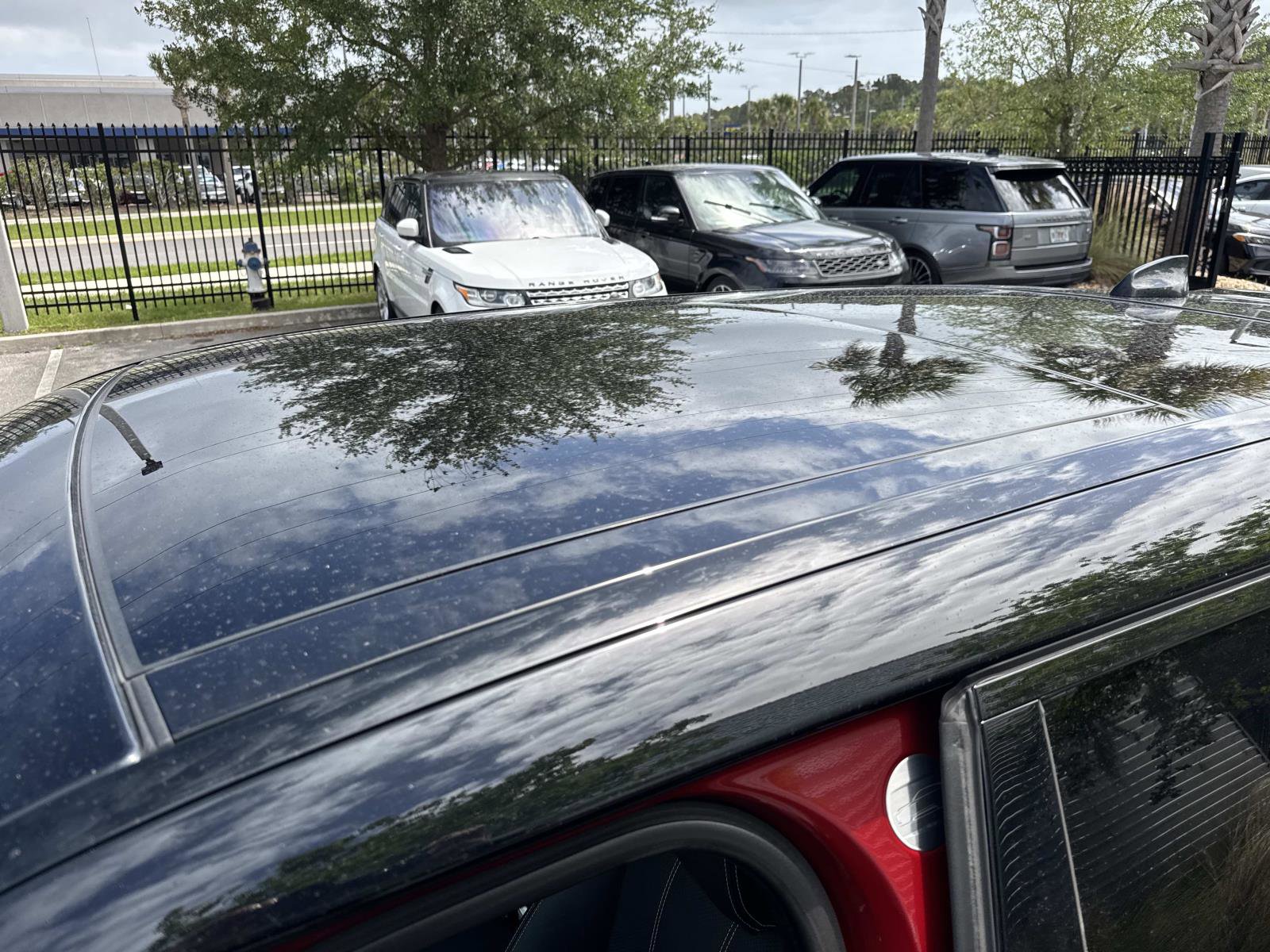 Certified 2023 Land Rover Range Rover Velar R-Dynamic S AWD/4WD image 34