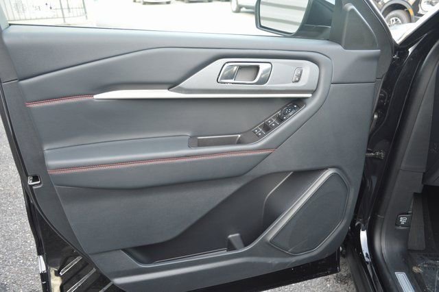 New 2026 Ford Explorer ST-Line image 11