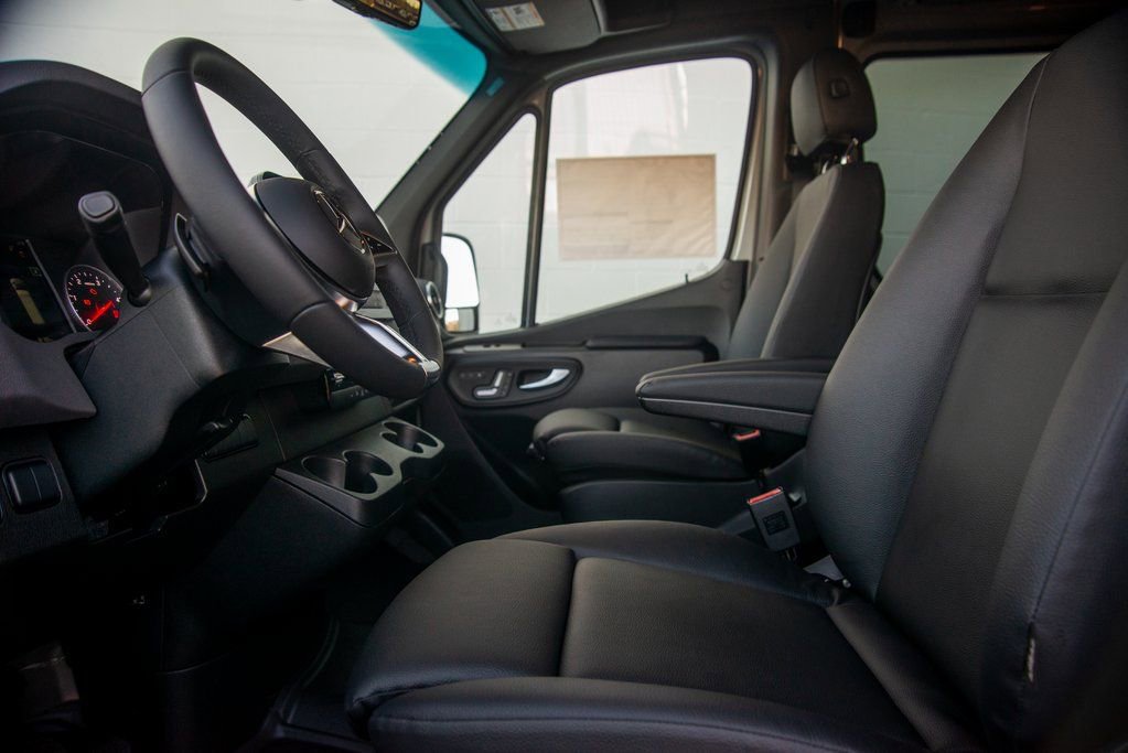 New 2025 Mercedes-Benz Sprinter 2500 image 33