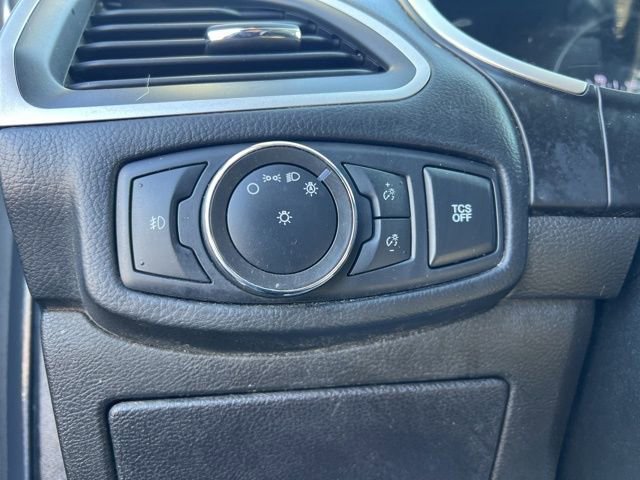 Used 2020 Ford Edge SEL image 10