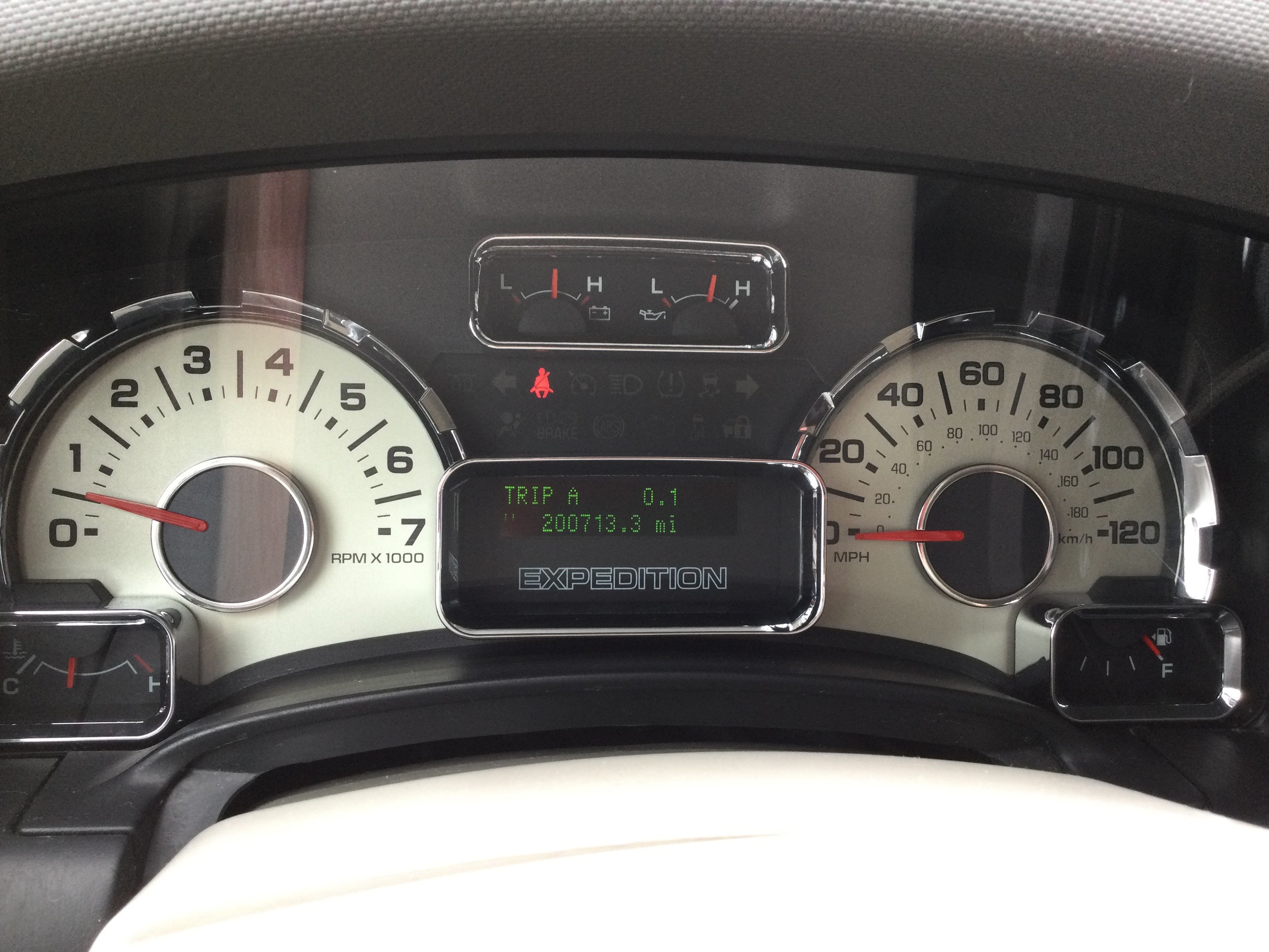 Used 2014 Ford Expedition EL Limited w/ Equipment Group 301A AWD/4WD image 17