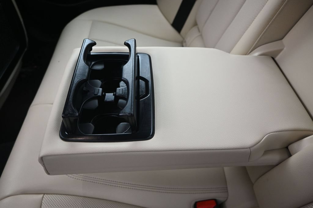 Certified 2023 BMW 330i Sedan w/ Driving Assistance Package RWD image 17