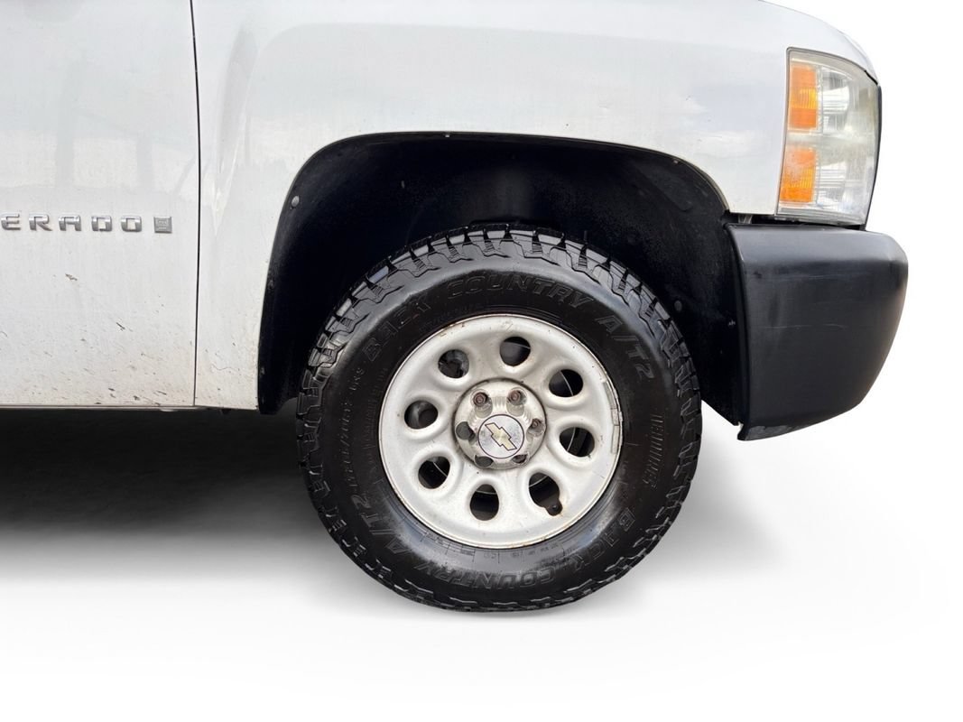 Used 2009 Chevrolet Silverado 1500 W/T AWD/4WD image 12