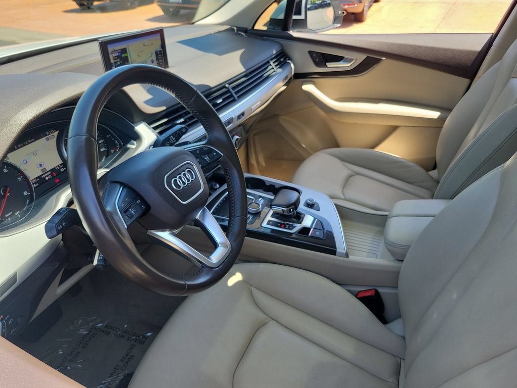 Used 2019 Audi Q7 2.0T Premium w/ Convenience Package AWD/4WD image 3