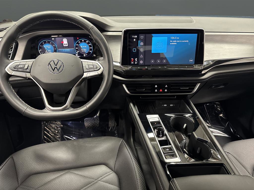 Used 2025 Volkswagen Atlas Cross Sport SE image 5