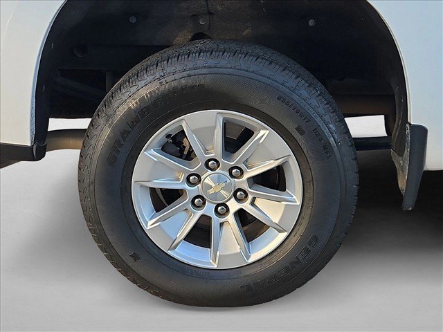 Used 2022 Chevrolet Silverado 1500 LT w/ Protection Package RWD image 19