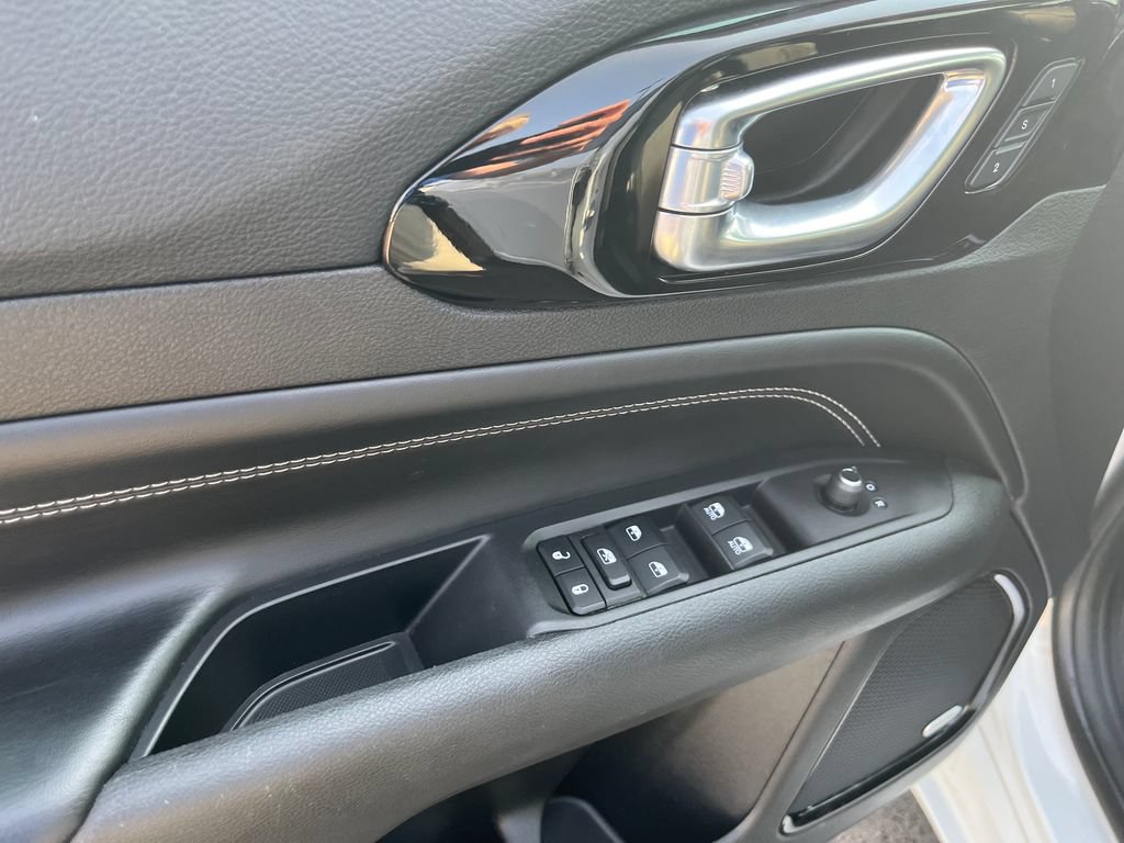 Used 2022 Jeep Compass High Altitude AWD/4WD image 10