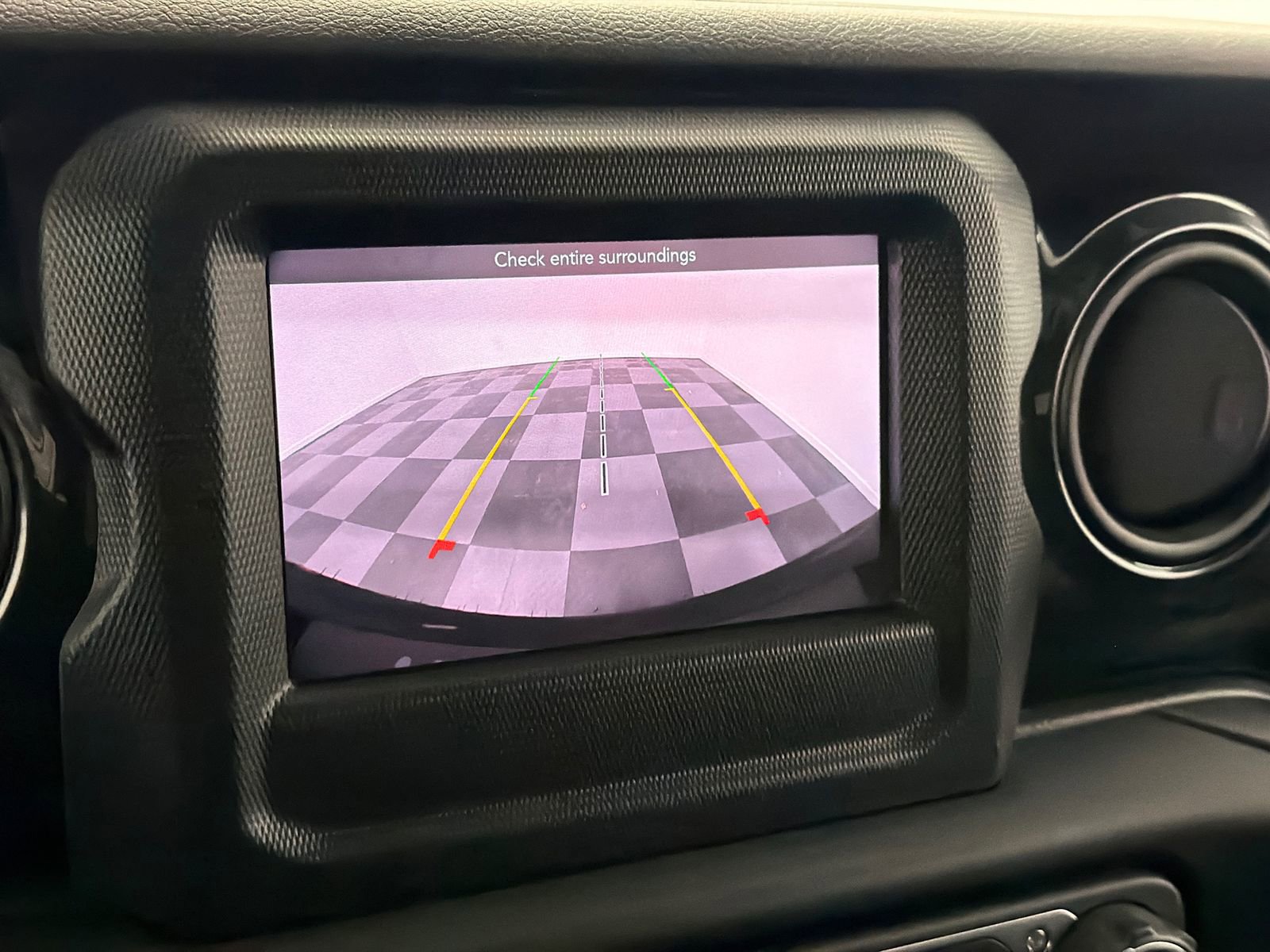 Used 2020 Jeep Wrangler Unlimited Sport image 25