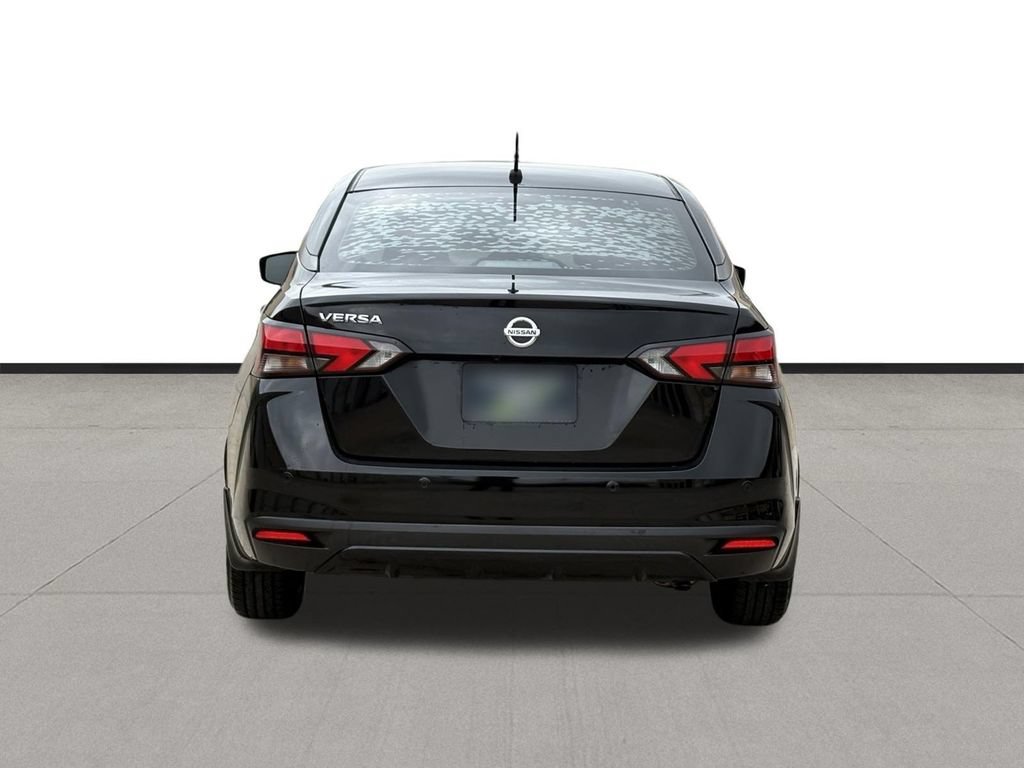 Used 2020 Nissan Versa S FWD image 6