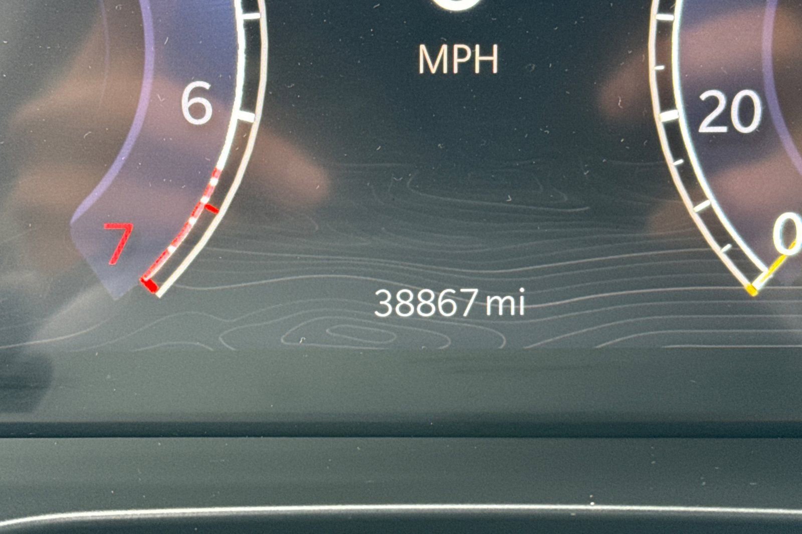 Used 2022 Jeep Grand Cherokee Limited image 3