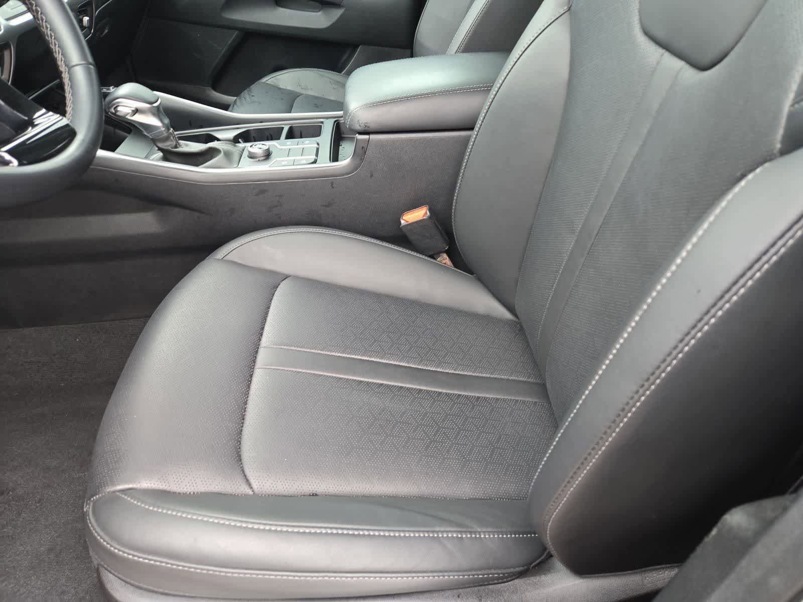 Certified 2023 Kia Sorento S w/ Panoramic Sunroof Package image 14