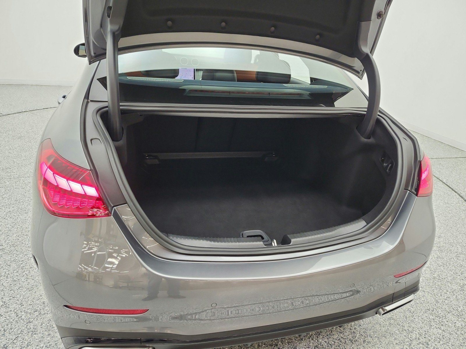 Used 2024 Mercedes-Benz C 300 4MATIC Sedan image 21