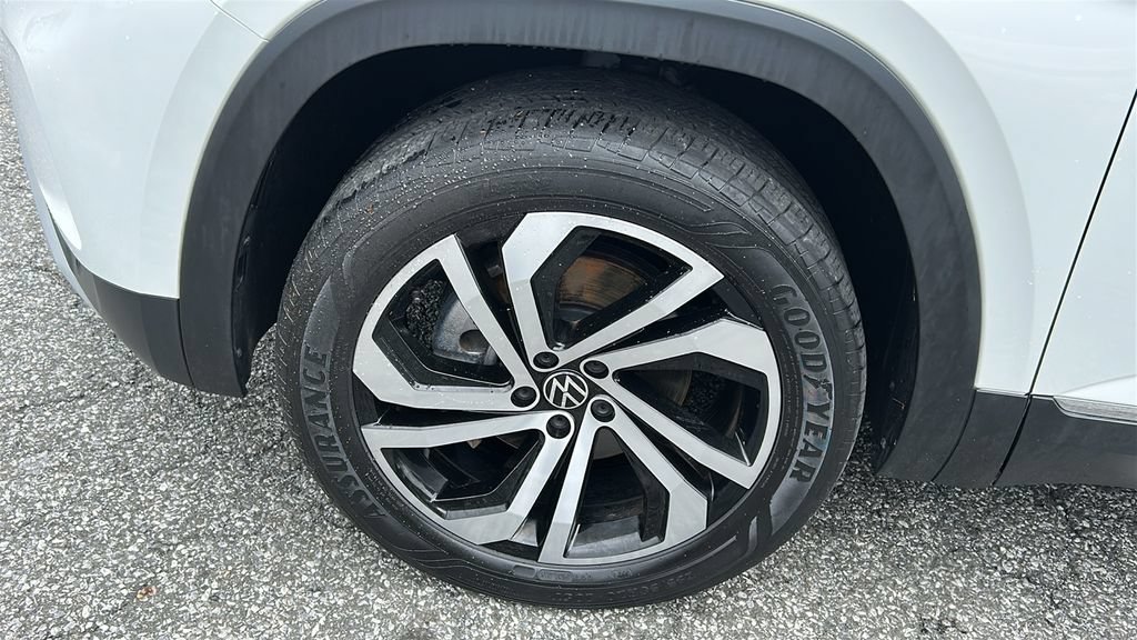 Used 2023 Volkswagen Atlas SEL AWD/4WD image 7