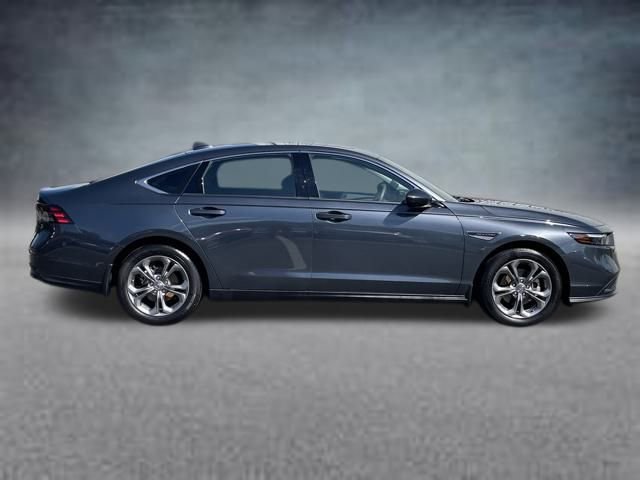 Used 2024 Honda Accord EX image 4