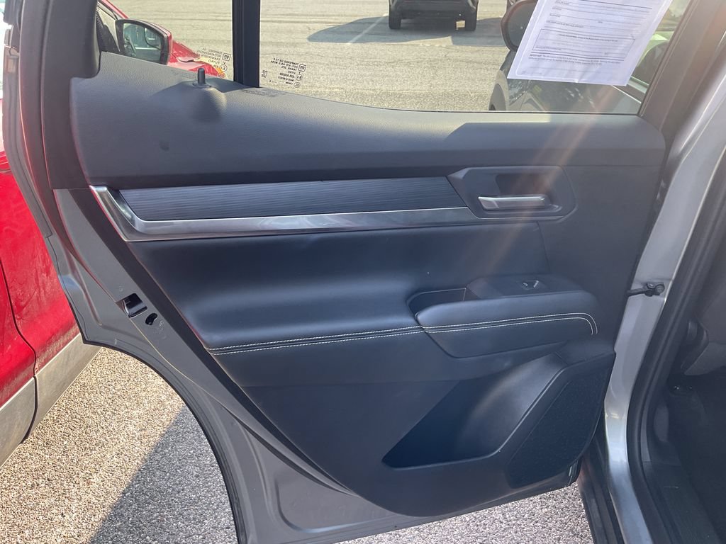 Used 2025 GMC Terrain Elevation FWD image 14