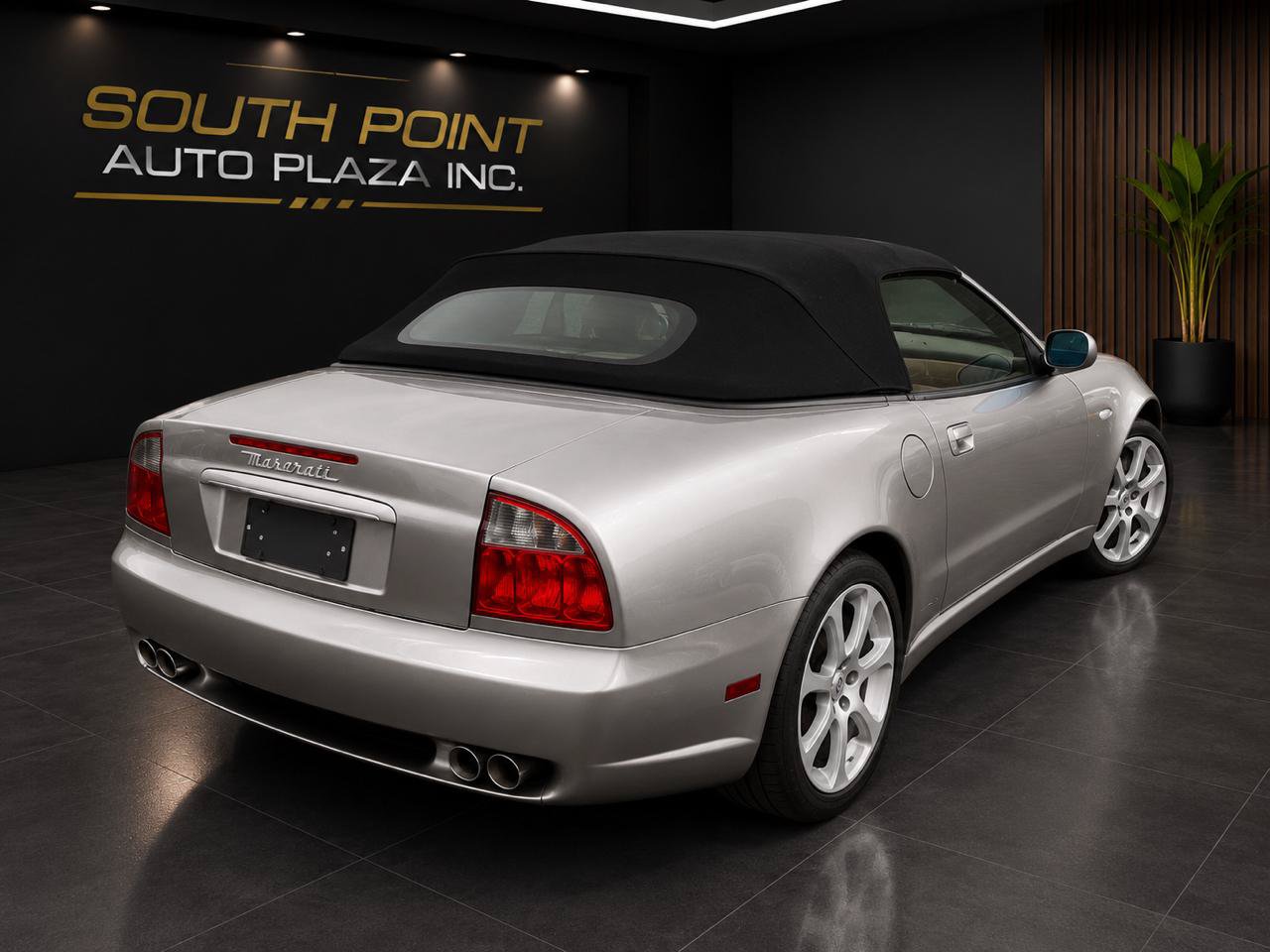 Used 2003 Maserati Spyder Cambiocorsa RWD image 3