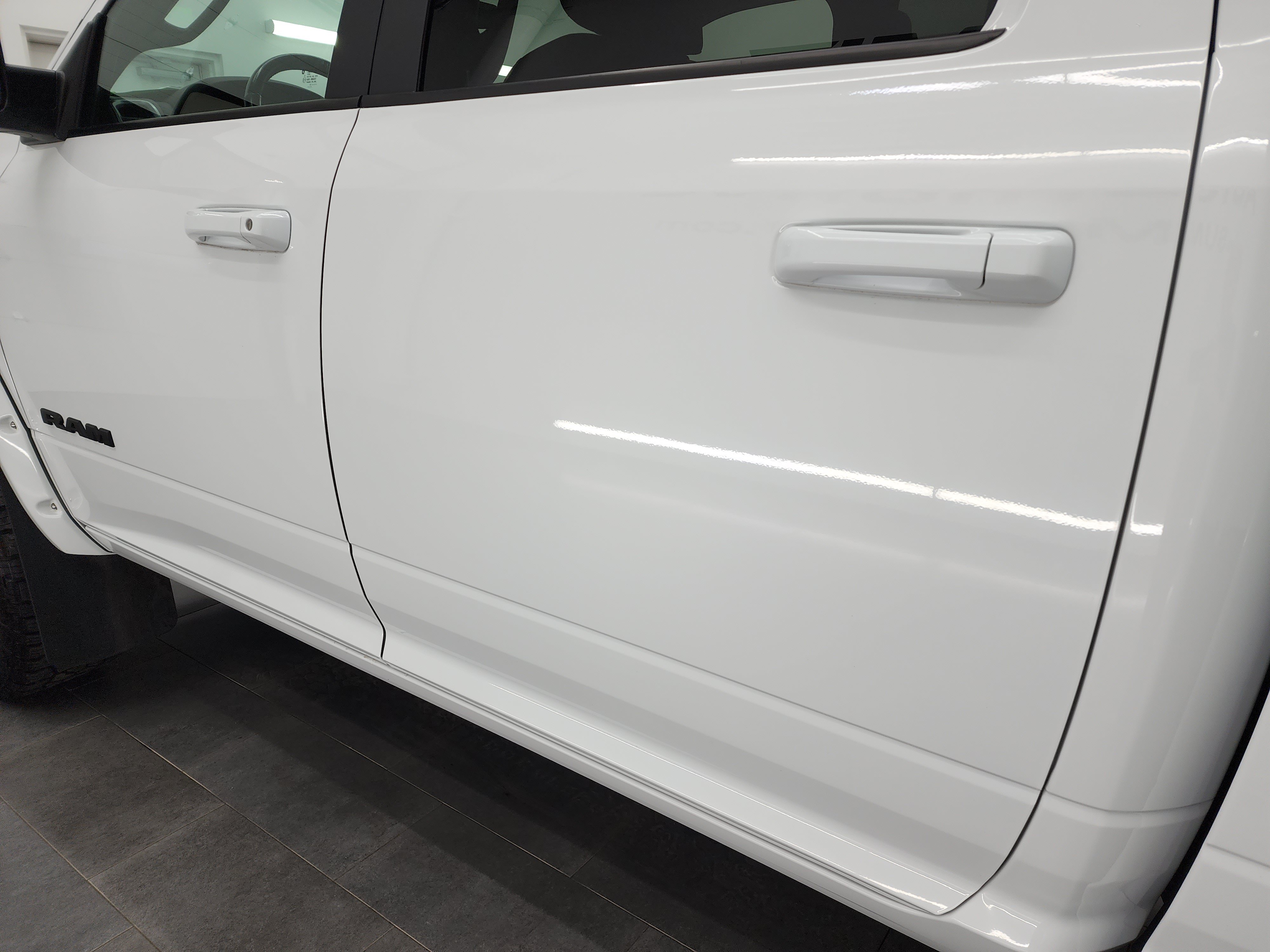 Used 2022 RAM 2500 Big Horn w/ Night Edition AWD/4WD image 34