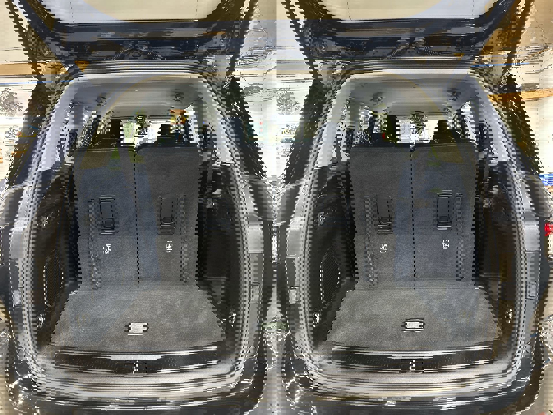 Used 2022 Jeep Grand Cherokee L Limited w/ Trailer Tow Group (B) image 27