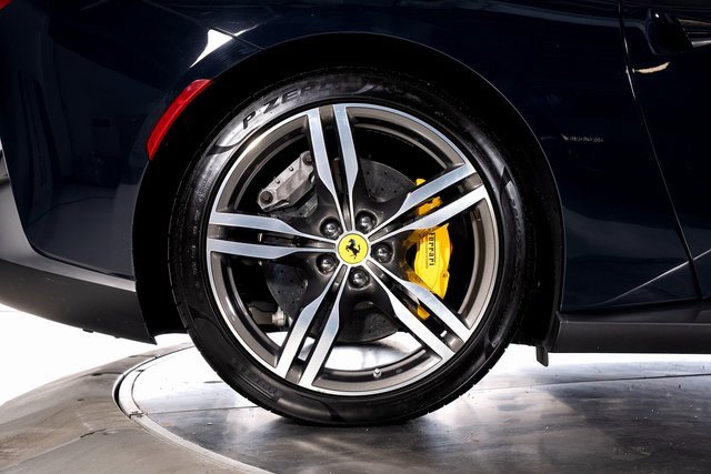 Used 2019 Ferrari Portofino image 20