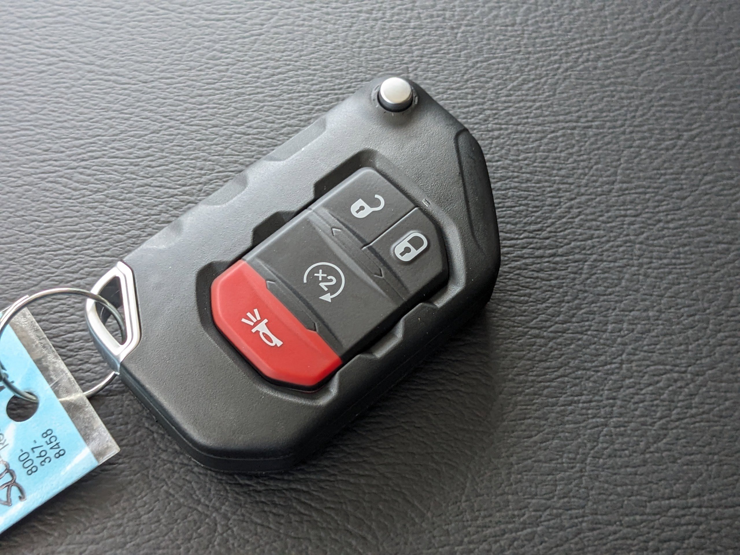 New 2025 Jeep Wrangler Unlimited Sahara image 28