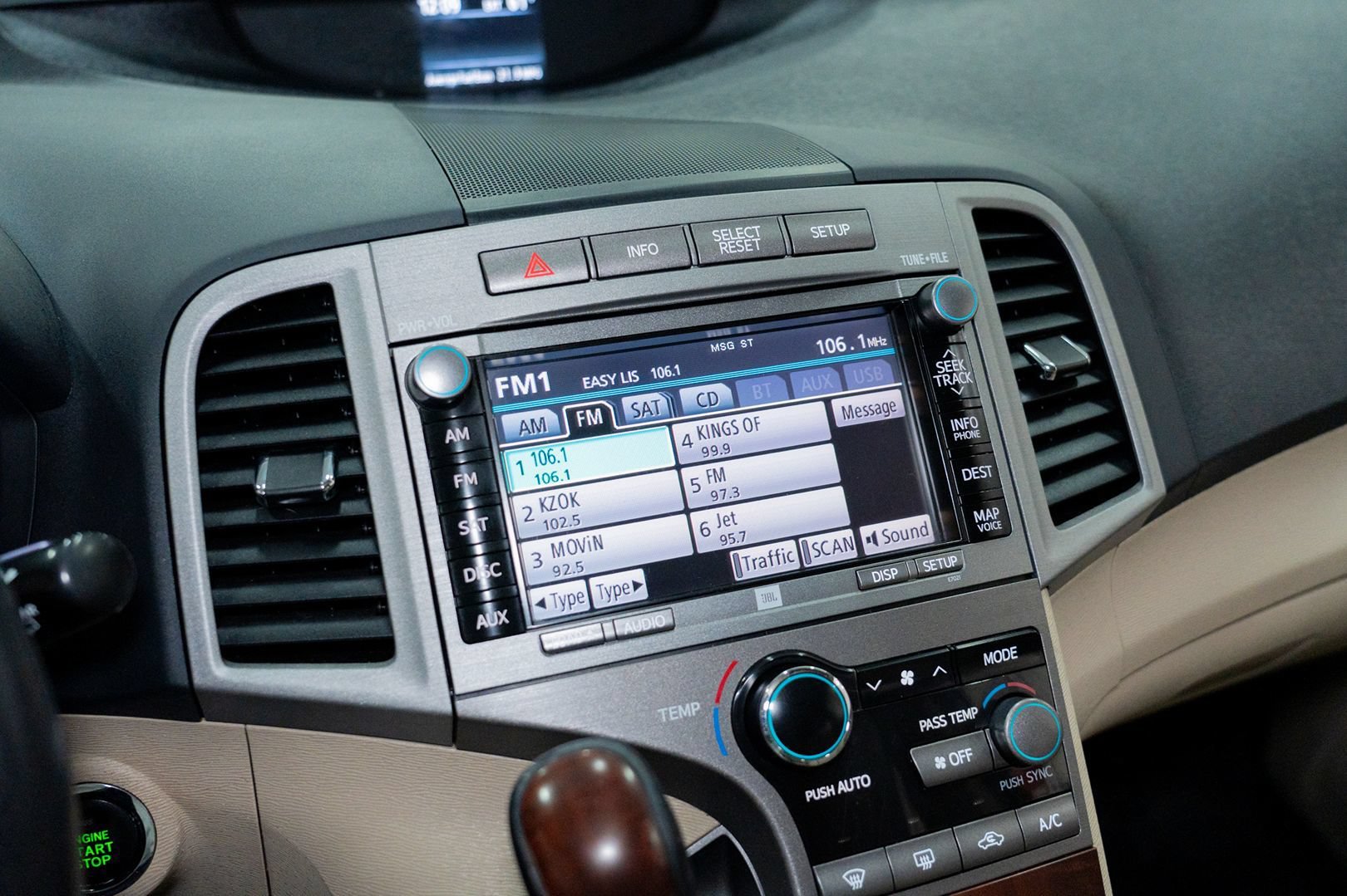 Used 2011 Toyota Venza AWD w/ Premium Pkg #2 image 37
