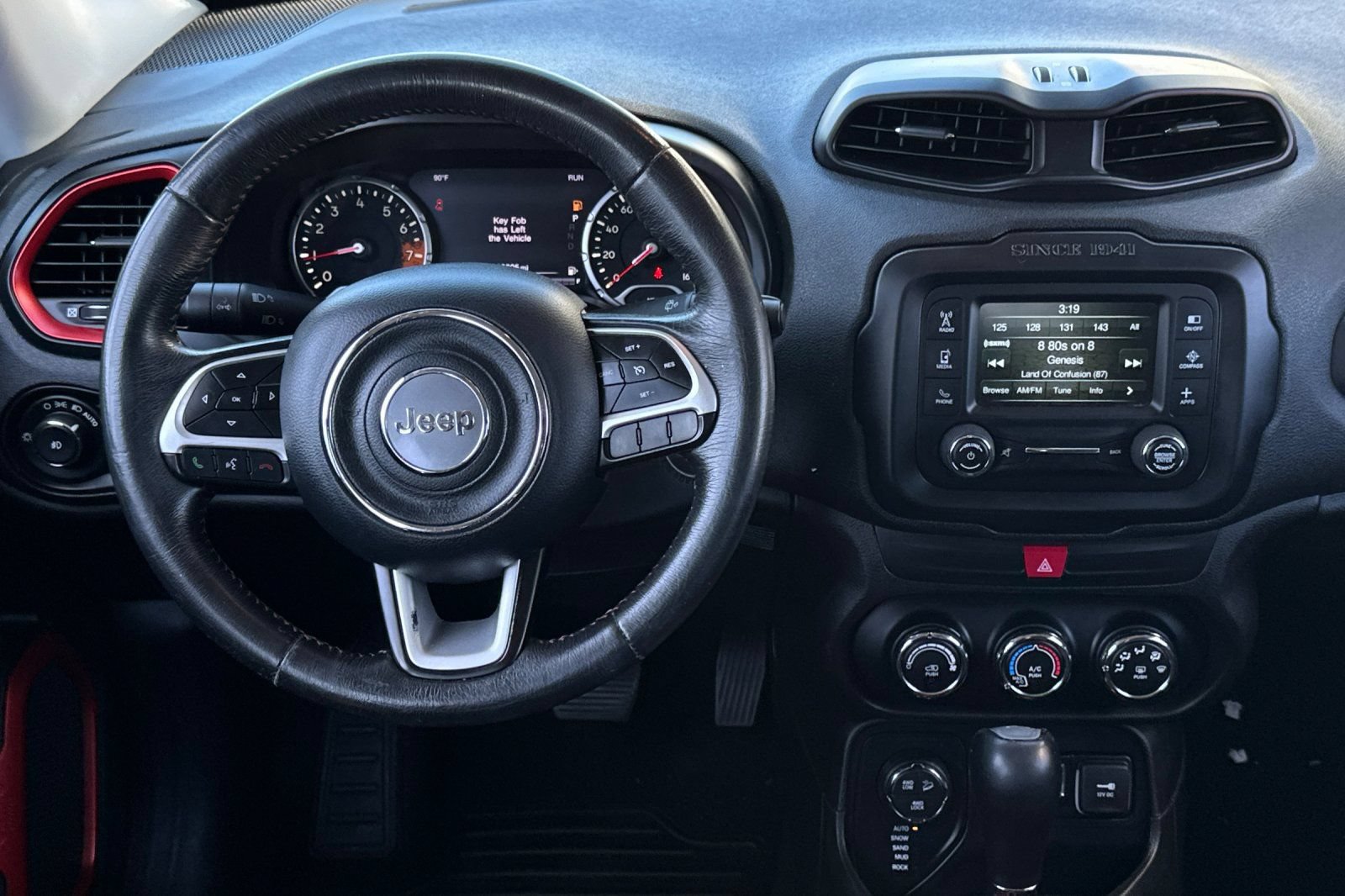 Used 2016 Jeep Renegade Trailhawk AWD/4WD image 14