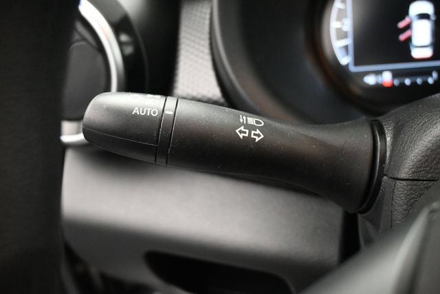 Used 2024 Nissan Kicks SV FWD image 25