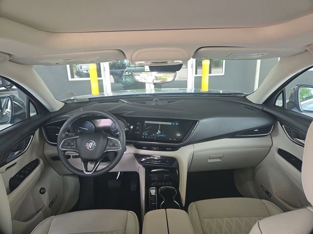 Certified 2022 Buick Envision Avenir w/ Technology Package II image 25