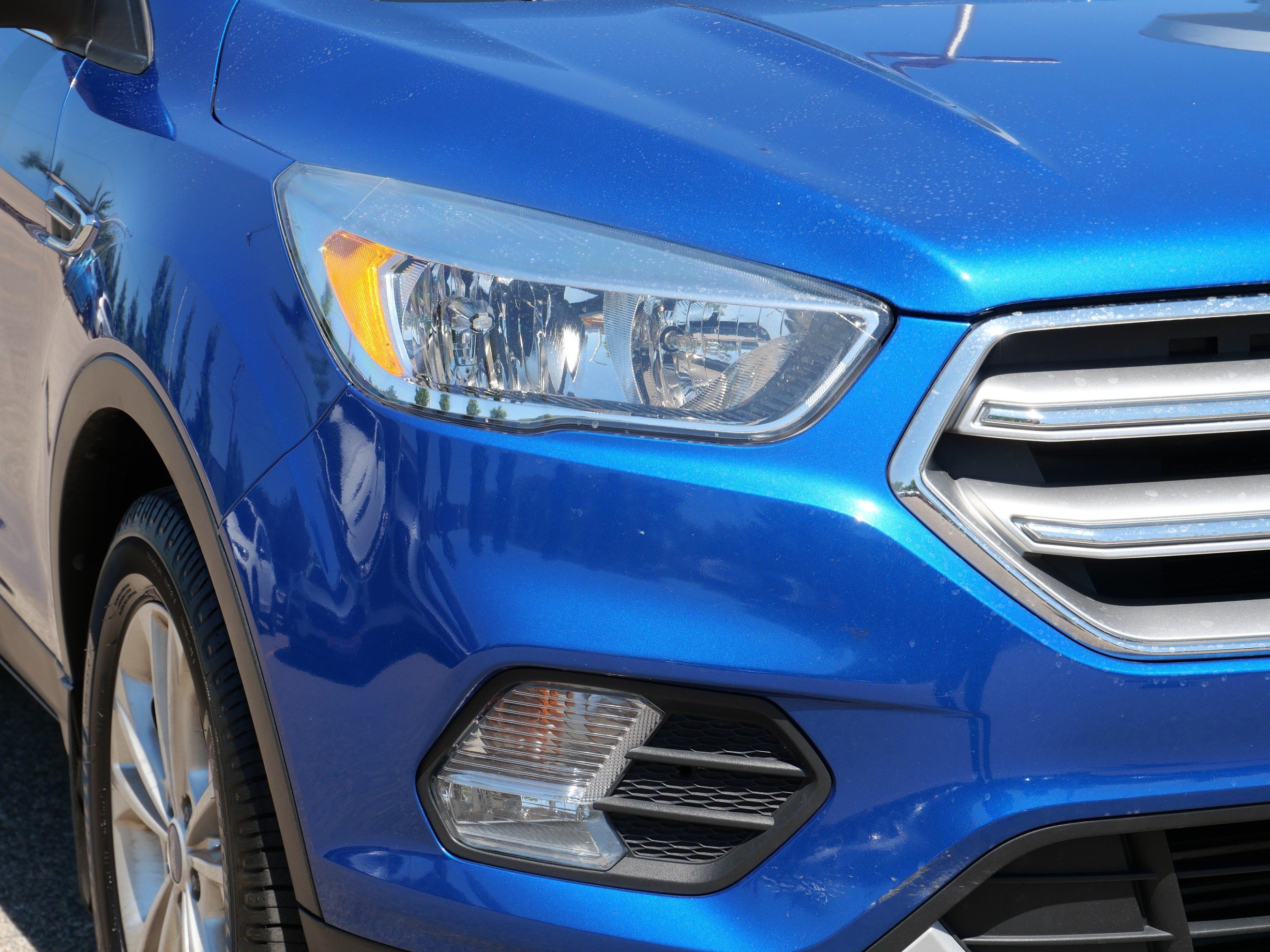 Used 2017 Ford Escape SE AWD/4WD image 16