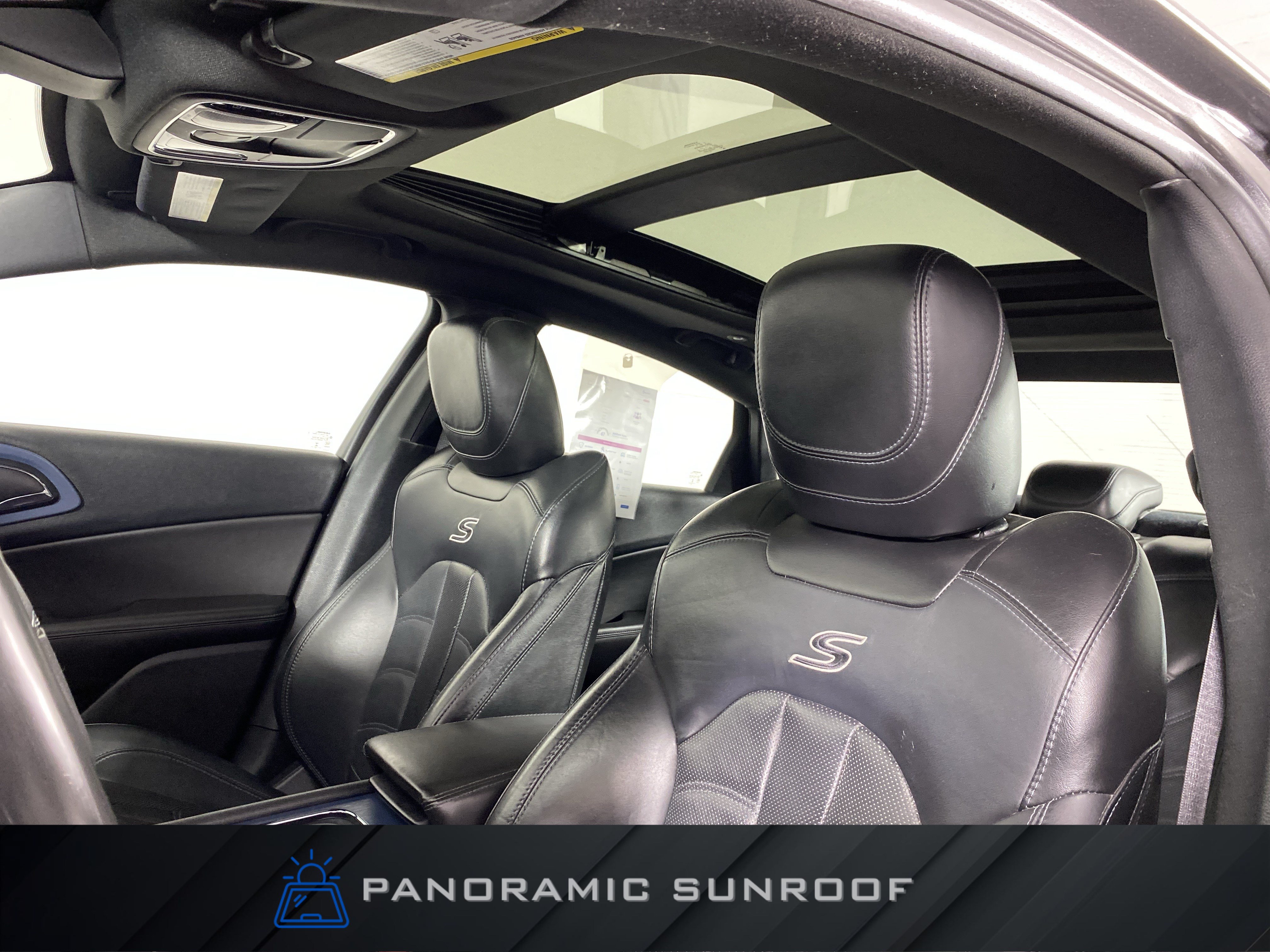 Used 2016 Chrysler 200 S w/ Navigation & Sound Group I AWD/4WD image 2