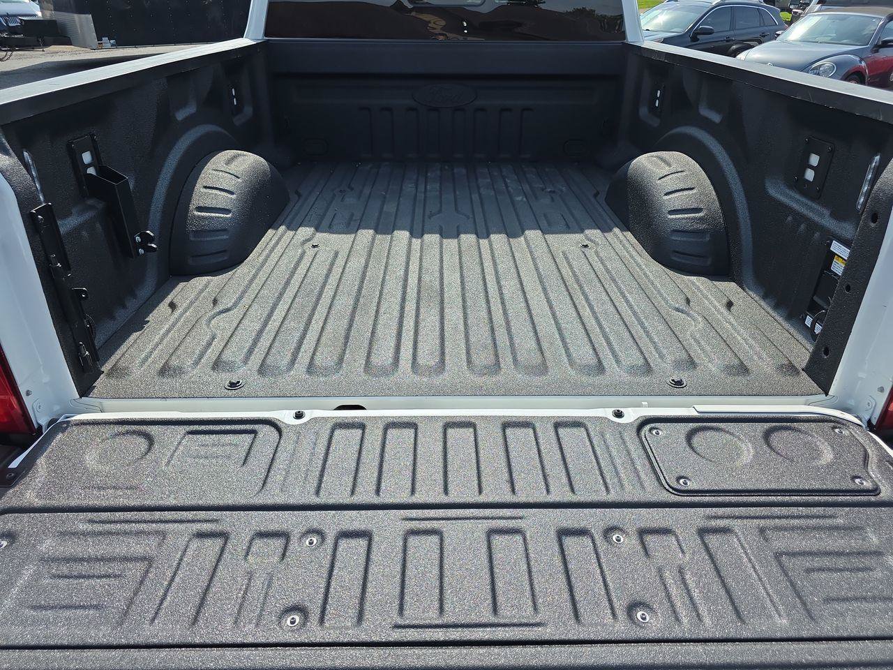 Used 2024 Ford F350 King Ranch w/ FX4 Off-Road Package AWD/4WD image 14