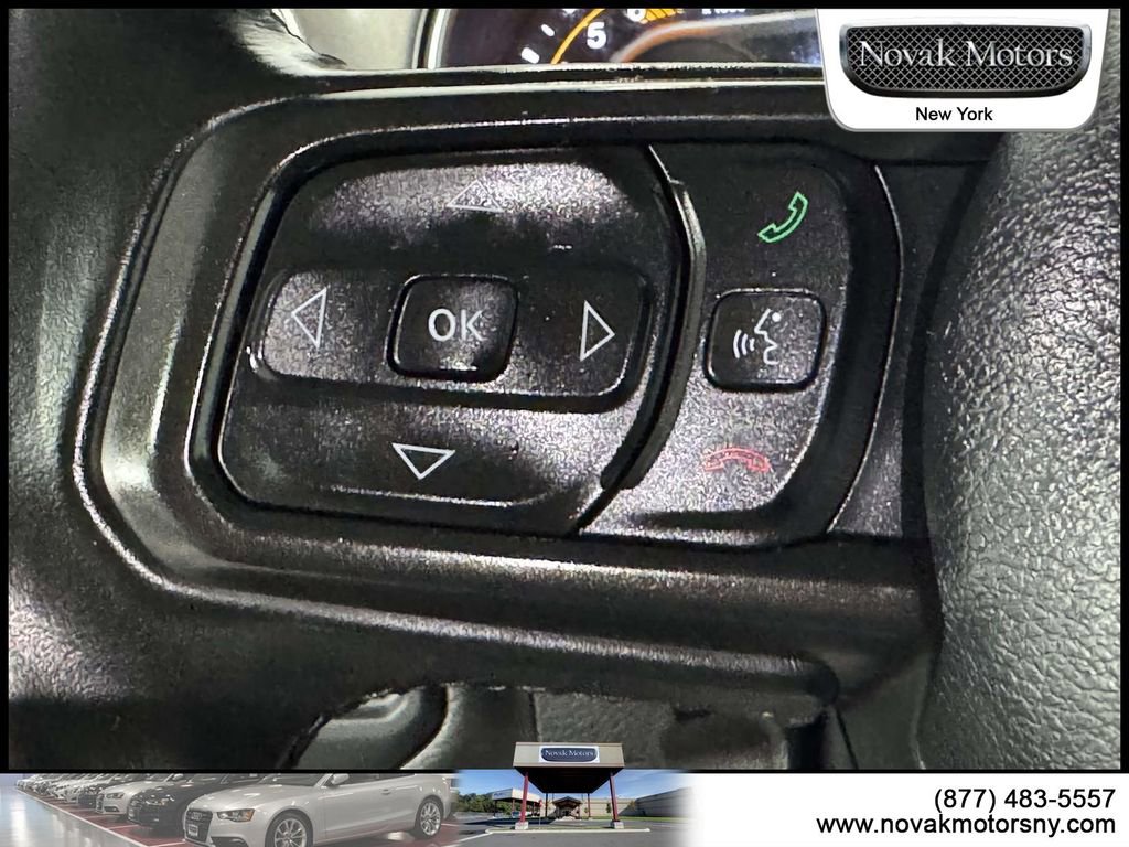 Used 2022 Jeep Wrangler Unlimited Sport image 15