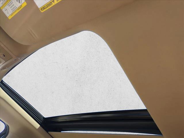 Used 2017 Ford F250 Lariat w/ Chrome Package image 16