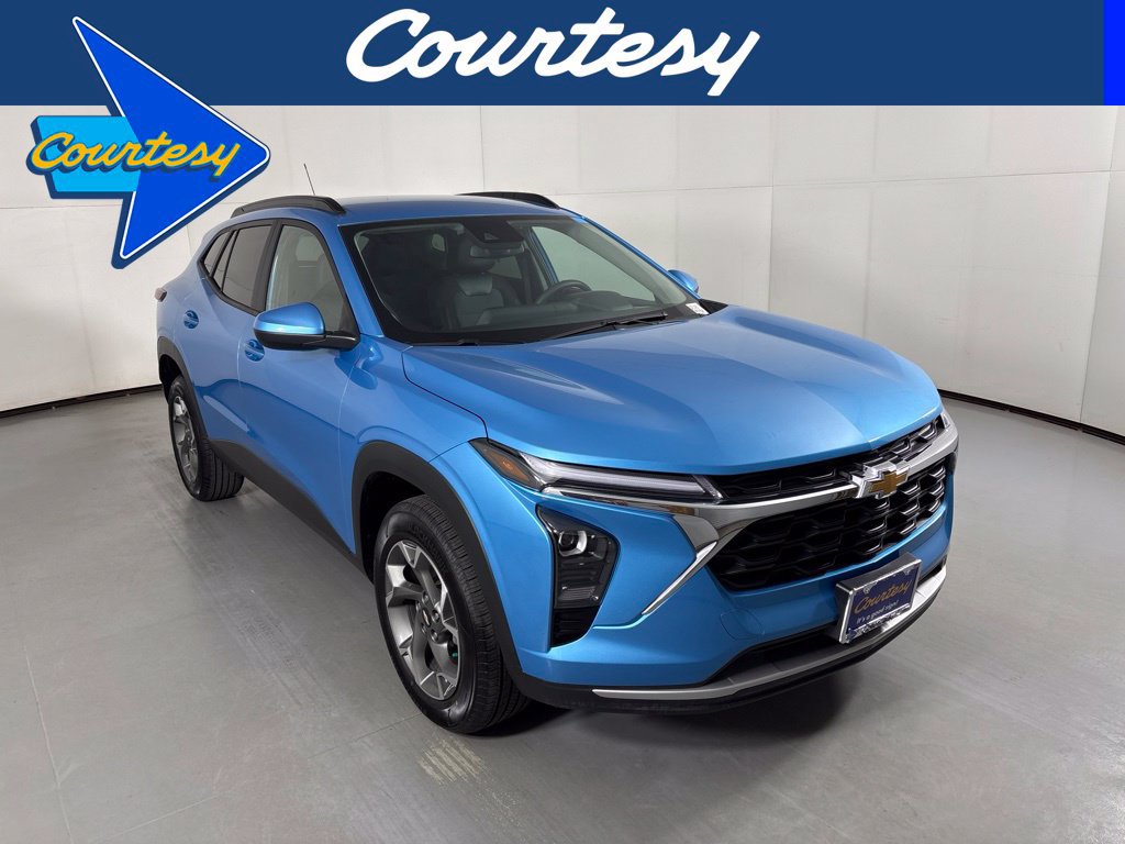 Used 2025 Chevrolet Trax LT