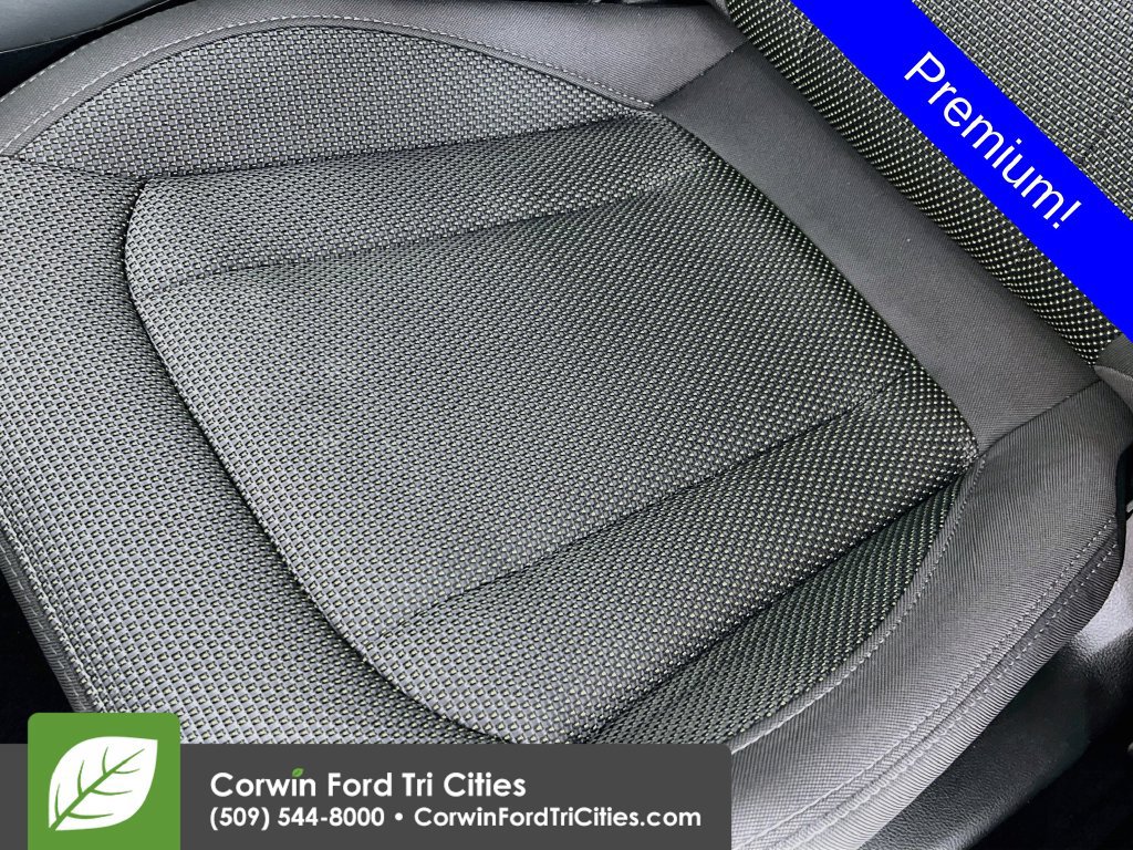Used 2024 Subaru Crosstrek 2.0i Premium AWD/4WD image 23