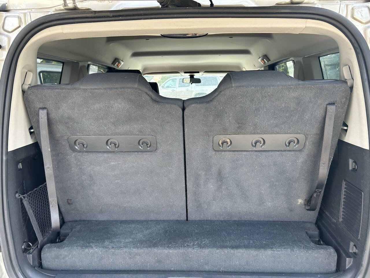 Used 2008 Jeep Commander Sport image 7