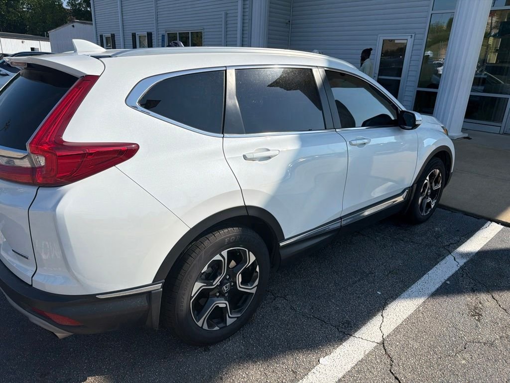 Used 2019 Honda CR-V Touring image 5