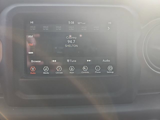 Used 2021 Jeep Gladiator Willys image 21