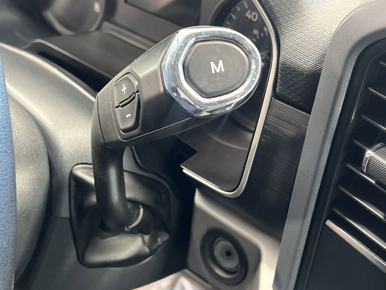 Used 2023 Ford F150 XLT AWD/4WD image 20