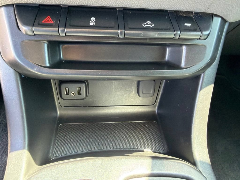Used 2020 Chevrolet Colorado W/T w/ WT Convenience Package RWD image 28