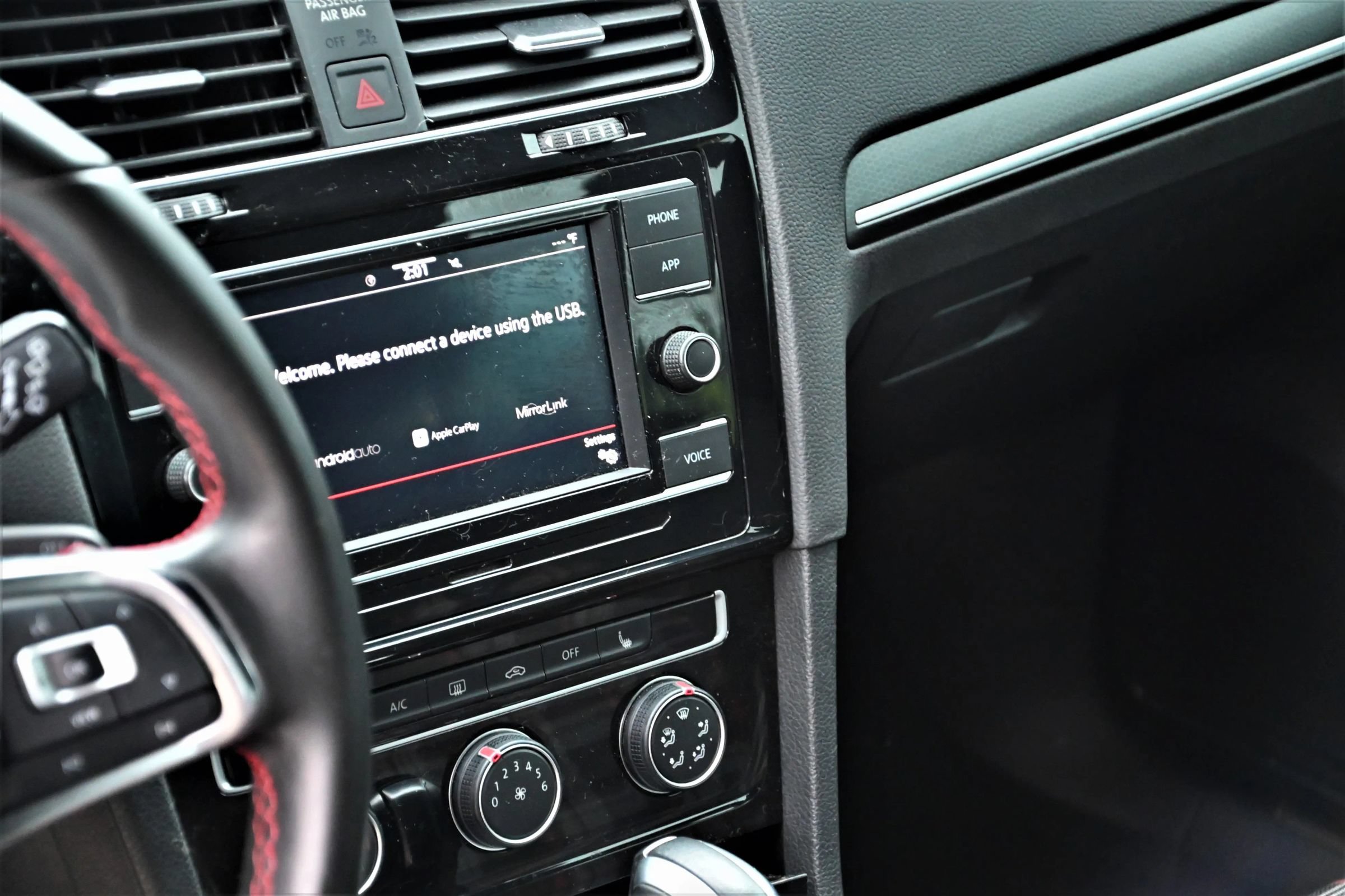 Used 2020 Volkswagen GTI S FWD image 10